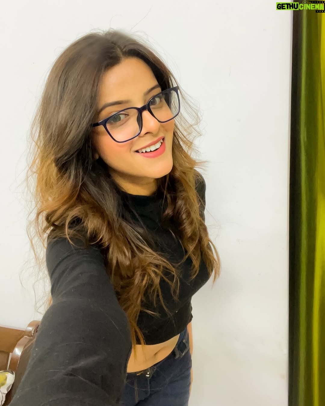 Raashi - 1.4K Likes - 💁🏻‍♀️🎀✨💅

#explorepage✨ #feed