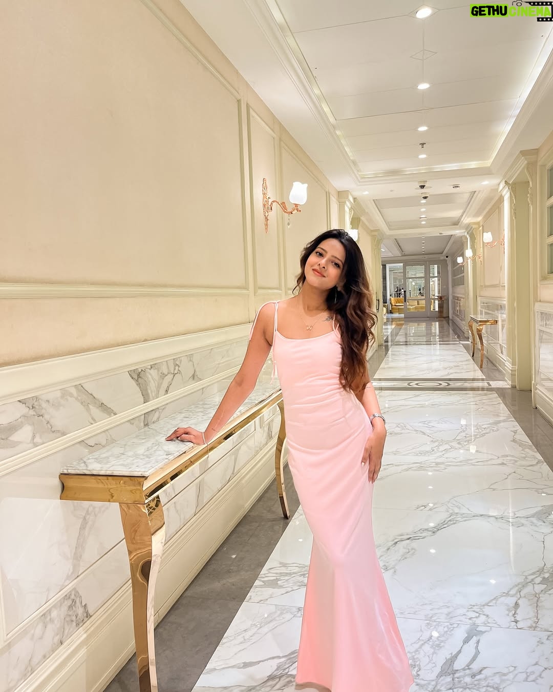 Raashi - 2.1K Likes - I liked them all 💕🕊️🦋✨ #fyp #explorepage #birthday2025