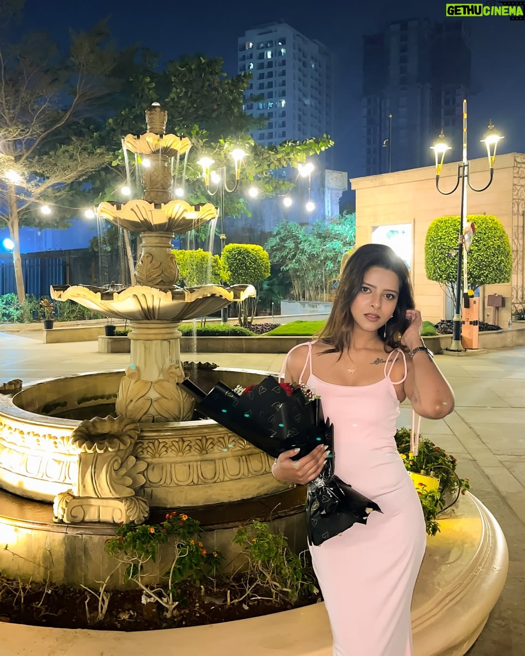 Raashi - 1.2K Likes - 🎀💕🌸🍬 

#explorepage #fyp #outfitinspo #birthdayoutfit