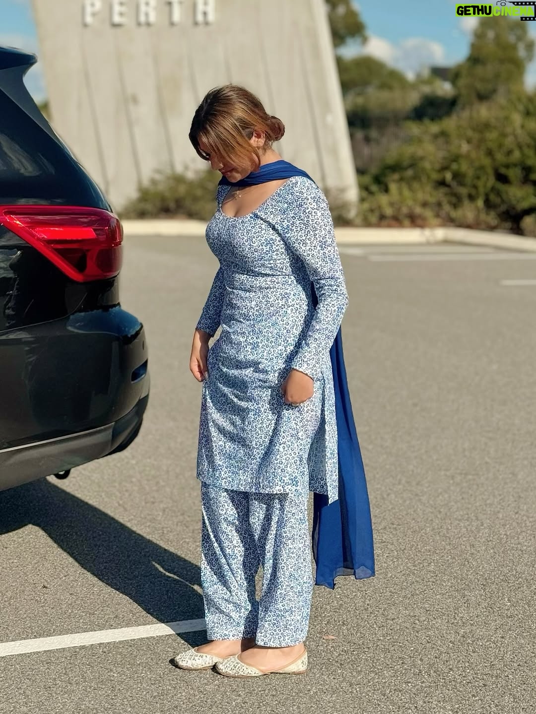 Raavi Kaur Bal - 3 Likes - ਸੂਟ ਵਿਚ ਸਾਦਗੀ, ਅੱਖਾਂ ਵਿਚ ਪਿਆਰ। 

@officialraavi