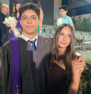 Rabia Al Zayyat Instagram - فرحة صغيرة وسط هذه العتمة،مبروك يا عمري وإن شاء الله نشوفك بأعلى المراتب 💙 👨🎓 @daliwehbi