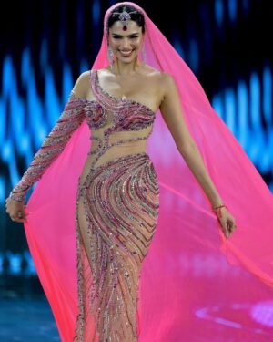 Rachel Gupta Instagram - āThe Blushing Lotusā is a stunning gown inspired by Indiaās national flower, embodying the grace and femininity of Indian women. Its soft pink hue symbolizes love and nurturing. Featuring a traditional head covering and maang tikka, this timeless @thuonggiakydesign piece beautifully merges cultural heritage with a modern pageant flair.
I was deeply honored last night to represent my country and am incredibly grateful for the overwhelming support from fans worldwide. Your love means everything to me.š©·
Hair: @yo_korawathairstylist @plugpro_hair89
Makeup: @nnadia.makeup
Gown: @thuonggiakydesign
Photo: @puikung
Walk Trainer: @putrapassarela
#MGI2024 #MGI #SpiritofThailand
#GrandExperiences
#MissGrandInternational
#MissGrandInternational2024
#WeAreGRANDthe1andOnly
@nawat.tv
@teresa.mgi
@missgrandinternational
@themgiofficial
@iamnikhilanand
@iam_nishantanand
@krish.gangwar
@glamanandsupermodelindia
@missgrandindiaofficial
@gegee_mui456935
@miss.europeinthegrand @pageantempress @missgrandfamily @grandlism @malongdo_thailand @grand_mgi @puteri.pageant
#missgrandindia #missgrandindia2024 #grandexperiences #mgio #Thailand #missgrandsoftpowerofthalland #missgrandthailand #ąø”ąø“ąøŖą¹ąøąø£ąøąøą¹ąøąøąøąøą¹ąøąø²ąø§ą¹ąø§ąøąø£ą¹ąøąøąøą¹ąøąø¢ą¹ąø„ąøąøą¹ #ą¹ąø§ąøąøµąøąø±ąøąøąø±ąø1ąøąøąøąøąø£ąø°ą¹ąøąøØą¹ąøąø¢ #ąø”ąø“ąøŖą¹ąøąø£ąøąøą¹ą¹ąø§ąøąøµą¹ąøąø·ą¹ąøąøąø£ąø°ąøąø²ąøąø“ąøą¹ąøąø¢ #ąøąø±ąøąøąø²ąøąøąøµą¹ąøąøøąøąøąø·ą¹ąøąøąøµą¹ąø”ąøµą¹ąøą¹ą¹ąøąø£ąøąøą¹