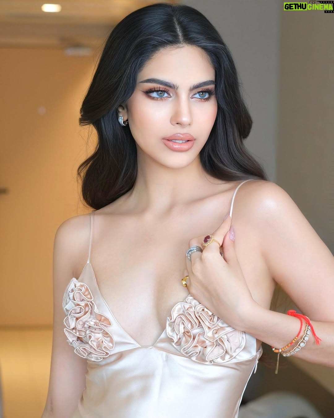 Rachel Gupta - 82K Likes - Queen Rachel👑 @_rachelgupta 
Hair @thearm_hair89 
@missgrandinternational @missgrandindiaofficial @glamanandsupermodelindia @nawat.tv @vijestha18