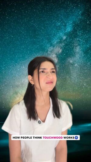 Radhika Guglani Instagram - Who believes in touchwood?😁
.
.
.
.
#touchwood #superstition #universe #manifestation #lifememes #relatable