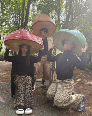 Rainie Yang Instagram - 就用大理之收官畢旅Day 3來總結整個六月吧☀️(影片多,慎入!也有琳美照喔)
#生活碎片 #告別六月
#畢業旅行 #大理