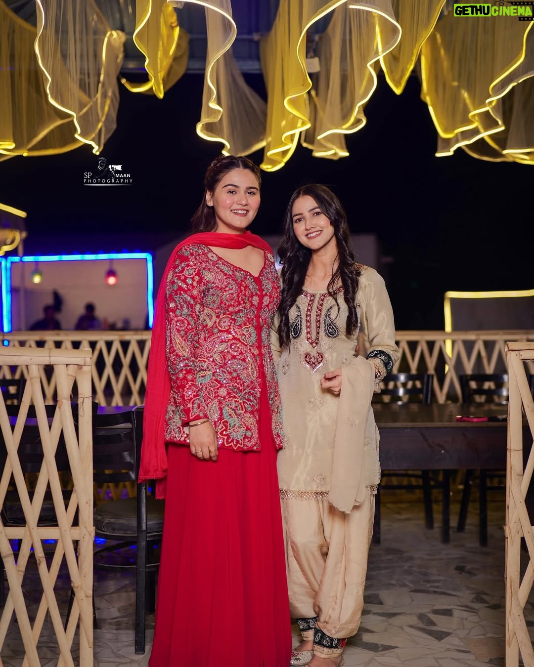 Rajdeep Kullar - 97.4K Likes - Tahi Rakheya Mai Ehna Kolo Koi Parda Ni… 
Sarda Ni Yaara Bina Sada Sardar nii sarda nii… 
 @rajdeep_kullar ♥️🧿 @kalsi_simran18