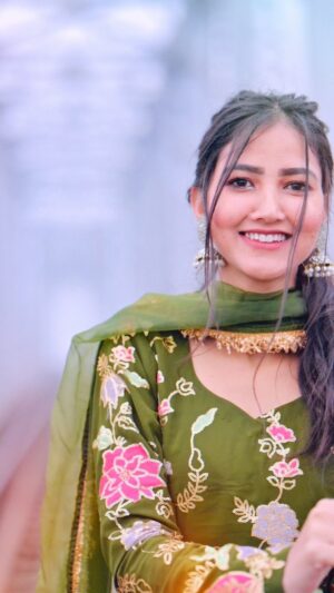 Rajdeep Kullar Instagram - 🦚🫰🏻