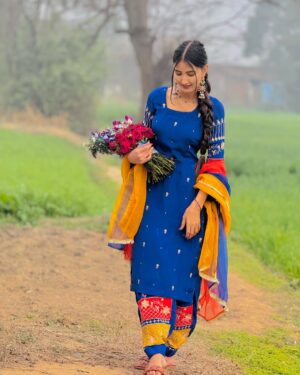 Rajdeep Kullar Instagram - 🌹🧿🫰🏻 #rajdeepkullar @rajdeep_kullar
#post #postinstagram #love #explore #jatti #gulab #roseday