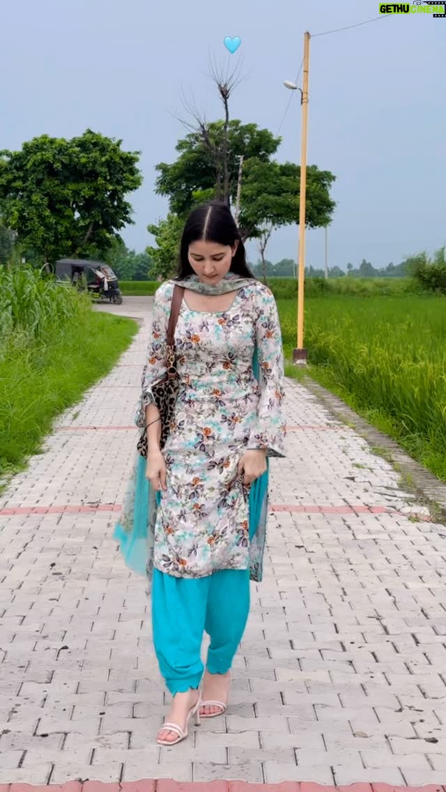 Rajdeep Kullar - 31.9K Likes - 🩵
