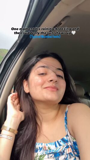 Rajshree sharma Instagram - Captured the live transition!!😍
Weather Is weathering!!🫠
.
.
.
.
.
.
.
#trending #trendingreels #love #fashionstyle #ootd #recreation #trend #trendingsongs #fyp #explore