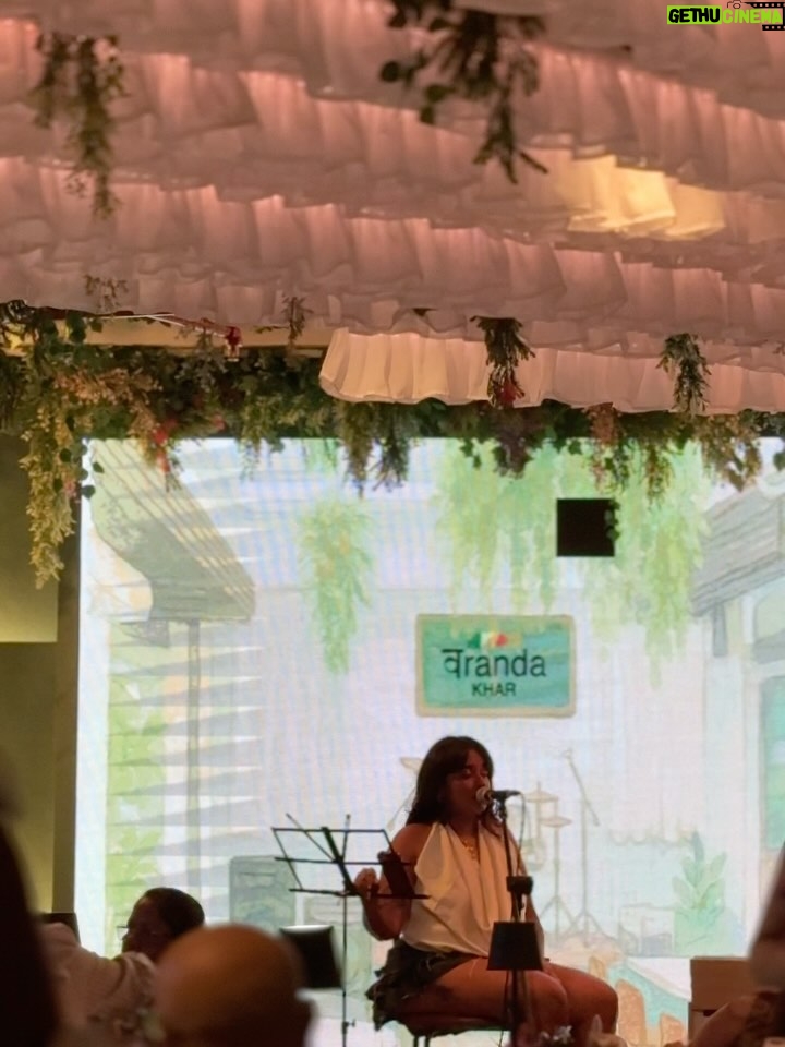 Rajshree sharma - 4.4K Likes - Thanks for hosting 
What a vibe and what a spread 🔥

@liberal_librann @kommunity_pr @rahulrohra @nupur_rohra @jewelsforlunch