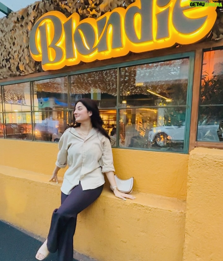 Rajshree sharma - 4.7K Likes - Baddie at Blondie!!
Yuck😝