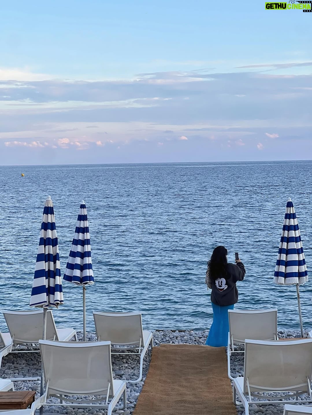 Rajvee Gandhi - 48.6K Likes - French kisses and Riviera wishes 💋🌊✨🌵
Outfit @a.la.modebyakanksha 

#FrenchRiviera #Eze #Nice #SouthOfFrance