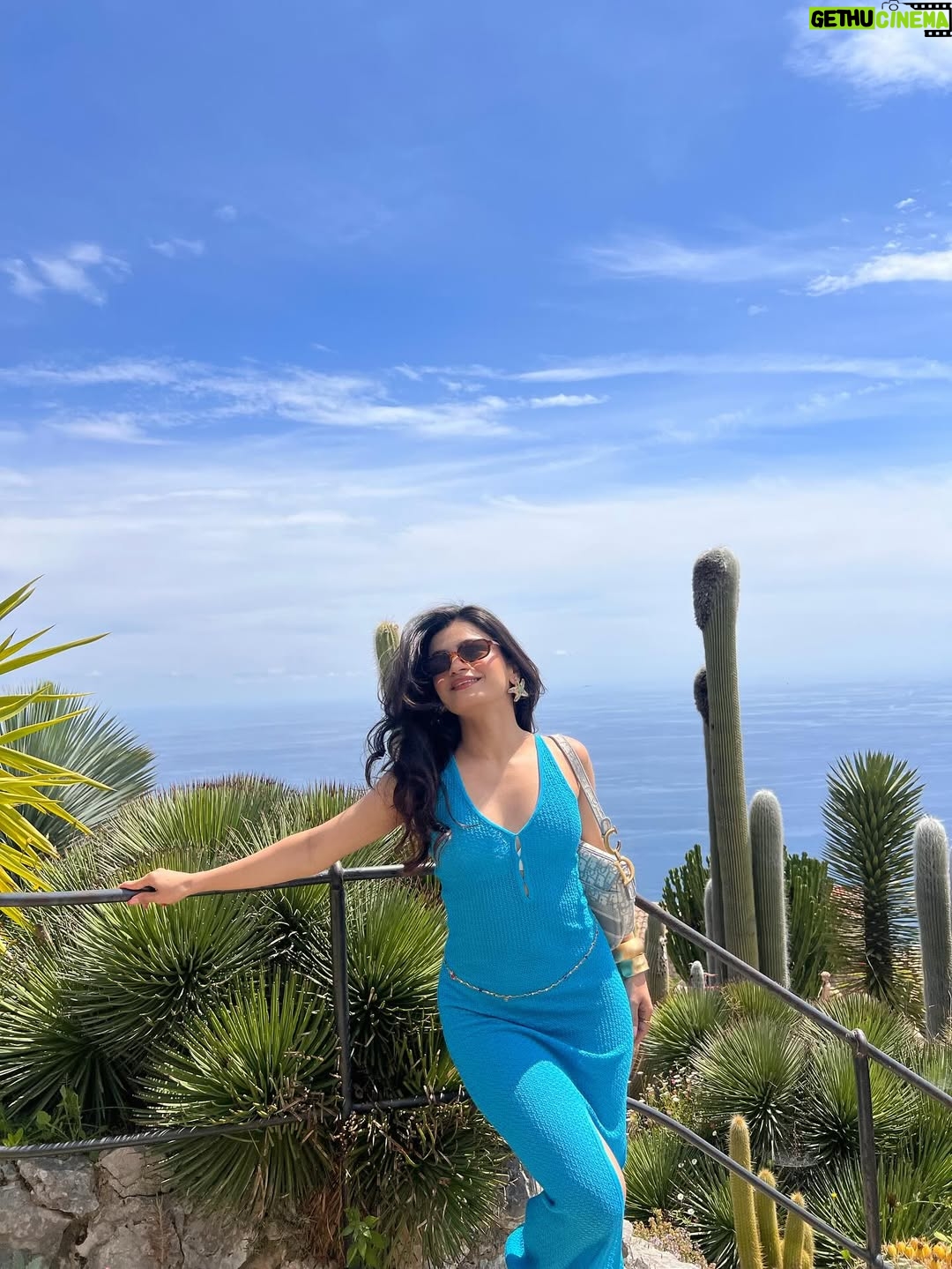 Rajvee Gandhi - 48.6K Likes - French kisses and Riviera wishes 💋🌊✨🌵
Outfit @a.la.modebyakanksha 

#FrenchRiviera #Eze #Nice #SouthOfFrance