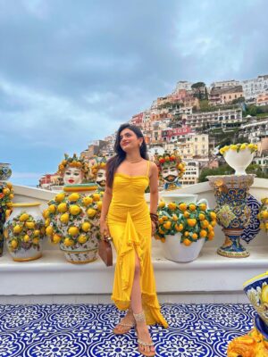 Rajvee Gandhi Instagram - From amalfi with loveāļøššø
Outfit @gplt.in
Footwear @flutter_preeti