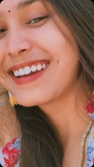 Rakhi Singh Instagram - Dua 🤲🏿 kijiye 🌸