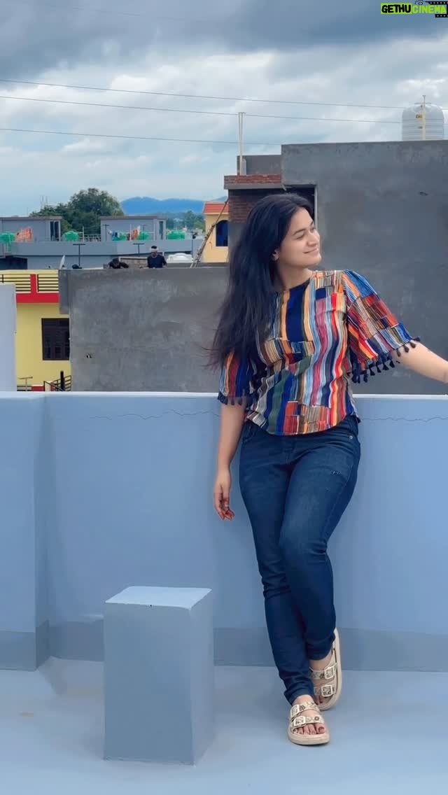 Raksha Upadhyay - 3 Likes - मेरे मन को तुम हर बार ज्यादा चाहिए... पिछली मुलाकात से भी ज्यादा,वो गले लगने की चाहत,वो बातों की गर्माहट और हां वो तुम्हारा स्पर्श भी पहले से ज्यादा चाहिए, वो तुम्हारी खुशबू की महक मुझमें पहले से ज्यादा चाहिए..सुकून महसूस करना है तुम संग पहले से और भी ज्यादा❤️