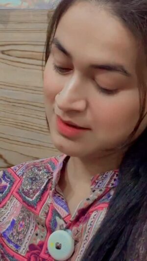 Raksha Upadhyay Instagram - My dear love,
main tumhe bahut miss kar rahi hoon… 💭
har छोटी–छोटी बात mein tumhara naam aata hai — chai ki khushboo, subah ki thandi hawa, aur bina wajah waali muskurahat.
raat ko jab phone ki screen pe tumhara naam nazar aata hai, toh dil को एक मीठी उम्मीद सी जग जाती है।
Main tumhare call ka intezaar kar rahi hoon — सिर्फ़ एक “hello” ने ही मेरा दिन बदल दिया होता है।
Kabhi-कभी लगता है कि अल्फाज़ कम पड़ जाते हैं, पर तुम्हें बताना ज़रूरी है —
तुम्हारा होना मेरी दुनिया को हल्का और खूबसूरत बनाता है. ❤️
⸻
💌
Agar aap bhi apne kisi special ko miss kar rahe ho, toh unko tag karo ya comment mein एक heart छोड़ो — और बताओ कि आप किस बात का इंतज़ार कर रहे हो👇
⸻
#dearraksha #dear_raksha
#MissYou #WaitingForYourCall #DearLove #LoveMessages #DilKiBaat #HinglishCaption #LongCaption #EmotionalVibes #CallKaIntezaar #LoveInWords #SoulConnection #feelingmissingyou