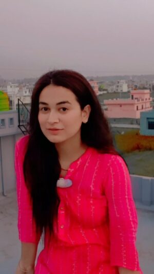 Raksha Upadhyay Instagram - Never disrespect yourself by begging anyone for the bare minimum. you'll never have to ask the right person for attention, time, respect, loyalty, or love. because you're worth it and you deserve it. if someone doesn't naturally recognize your value don't try to convince them ✨🎉
.
.
#dearraksha #dear_raksha #poetry #reels #reelwithfeel #trendwithreels #TravelWithFeelings #trendingreels