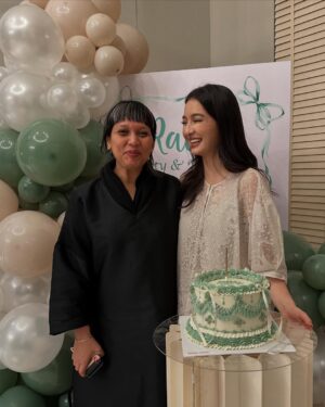 Raline Shah Instagram - Iftar Birthday last month, how time flies✨🤍
I spent my formative teenage years with this bunch. So grateful that we can still feel so close after all these years! Heart and belly full of joy and giggles to last. Catching up over a long “lepak” session and a birthday that I just had to show up to and fly “home”.
Home for me is not a place, home is a feeling of peace and being accepted unconditionally by the people I love no matter what happens in this life.
Thank you for throwing this lovely buka puasa celebration @ririshah @sashayusof @bakers.33 🤍 🥹
You guys are unforgettable in every way🙃