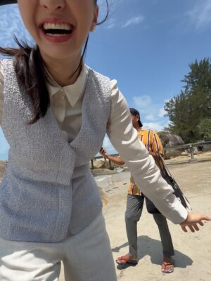 Raline Shah Instagram - Its a wrap! Shooting penuh kenangan di Pulau Bangka…Setelah sekian lama tdk terlibat film… it feels like coming home. Thank you fam! 🎬
#suamikulukaku