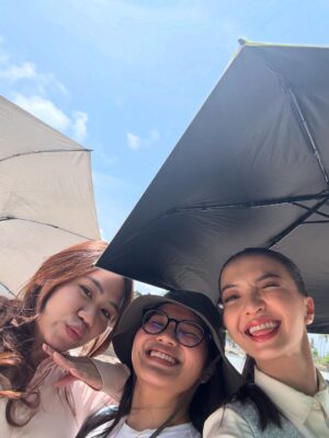Raline Shah Instagram - Its a wrap! Shooting penuh kenangan di Pulau Bangka…Setelah sekian lama tdk terlibat film… it feels like coming home. Thank you fam! 🎬
#suamikulukaku