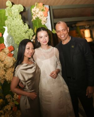 Raline Shah Instagram - Perayaan hari lahir di bulan Ramadhan❤️
Terimakasih atas semua kasih dan sayangnya🥹
Venue @stalkjakarta
Decor @peaandpie
MC @bayuadhitama