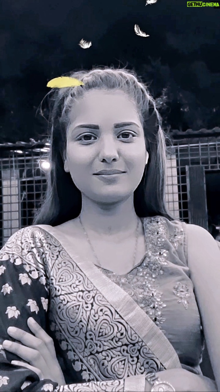 Rashi Khairwar - 149.6K Likes - 