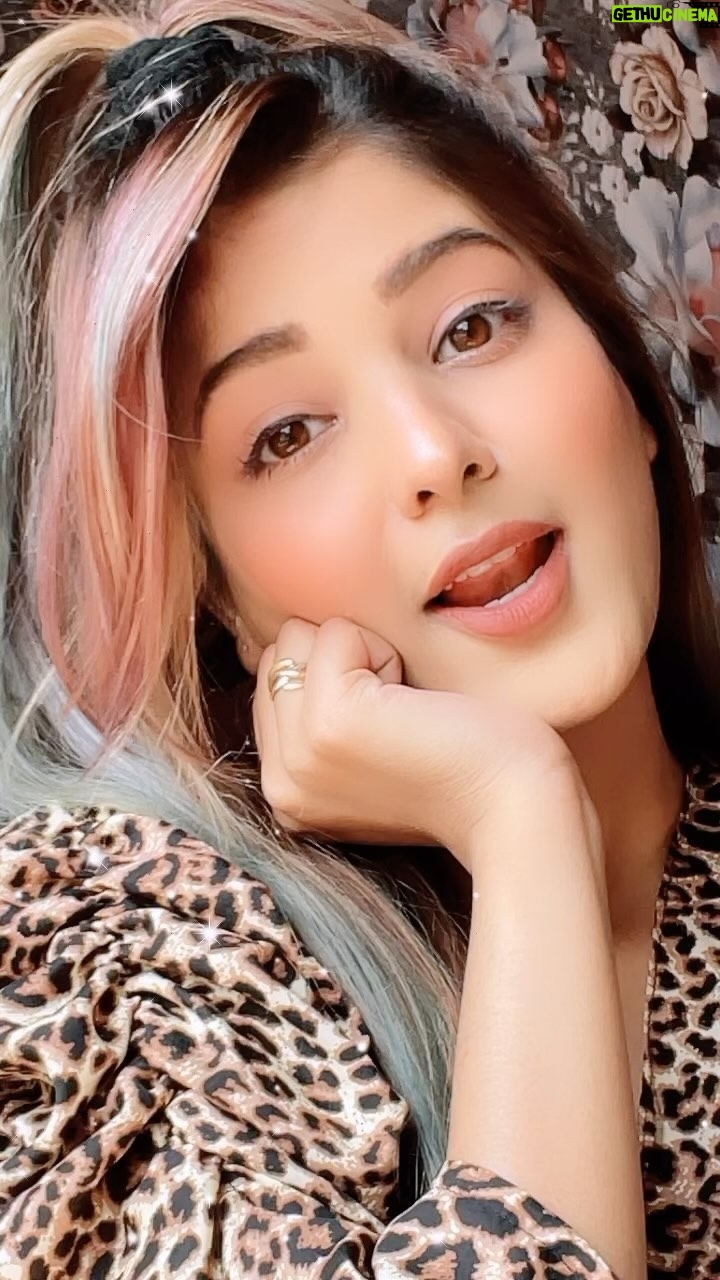 Rashi Khairwar - 51.3K Likes - Addicted to reels😍🫣❤️ #rashikhairwar
