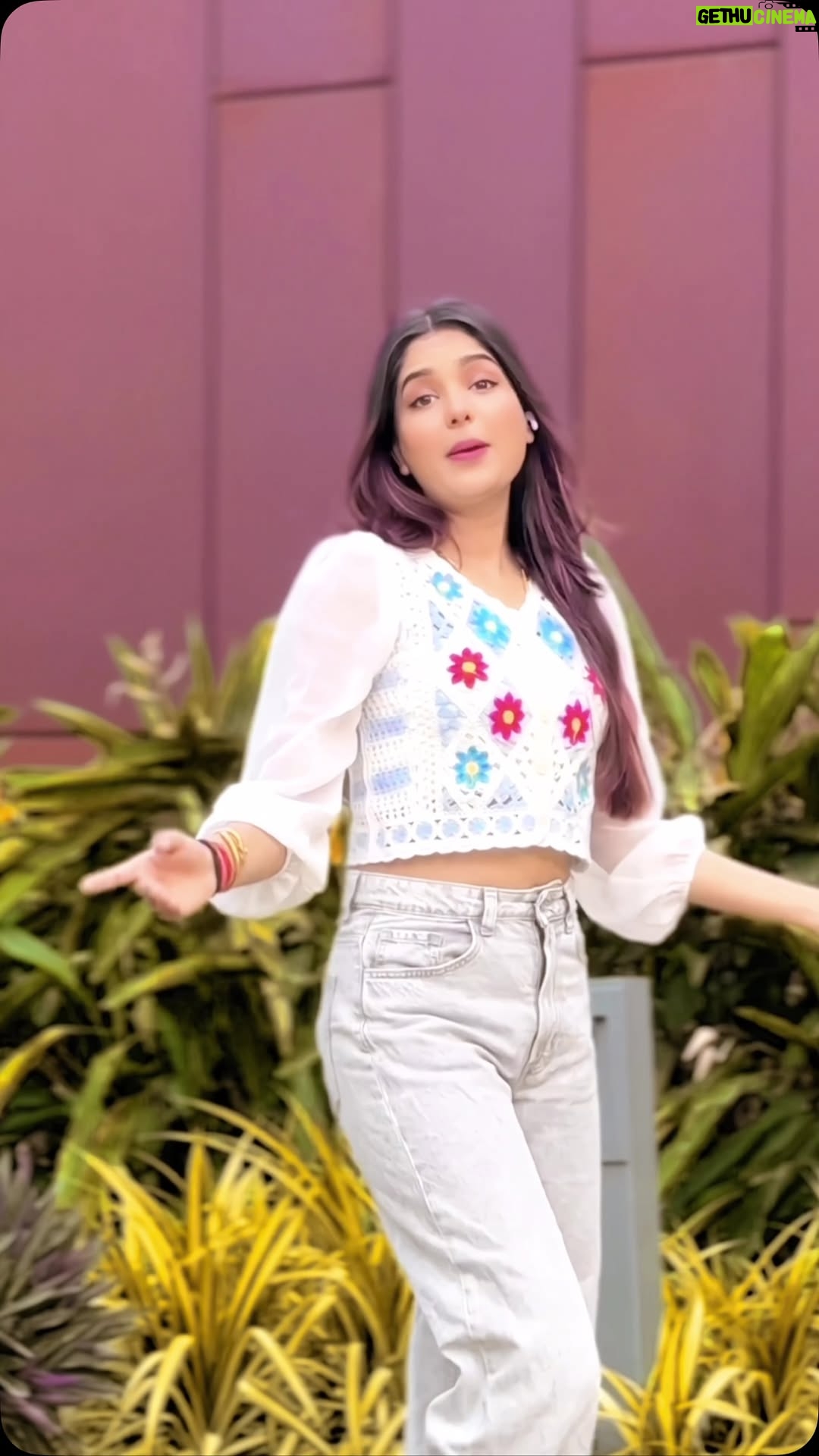 Rashi Khairwar - 95.8K Likes - Kyu sahi kaha na?? 🤭❤️