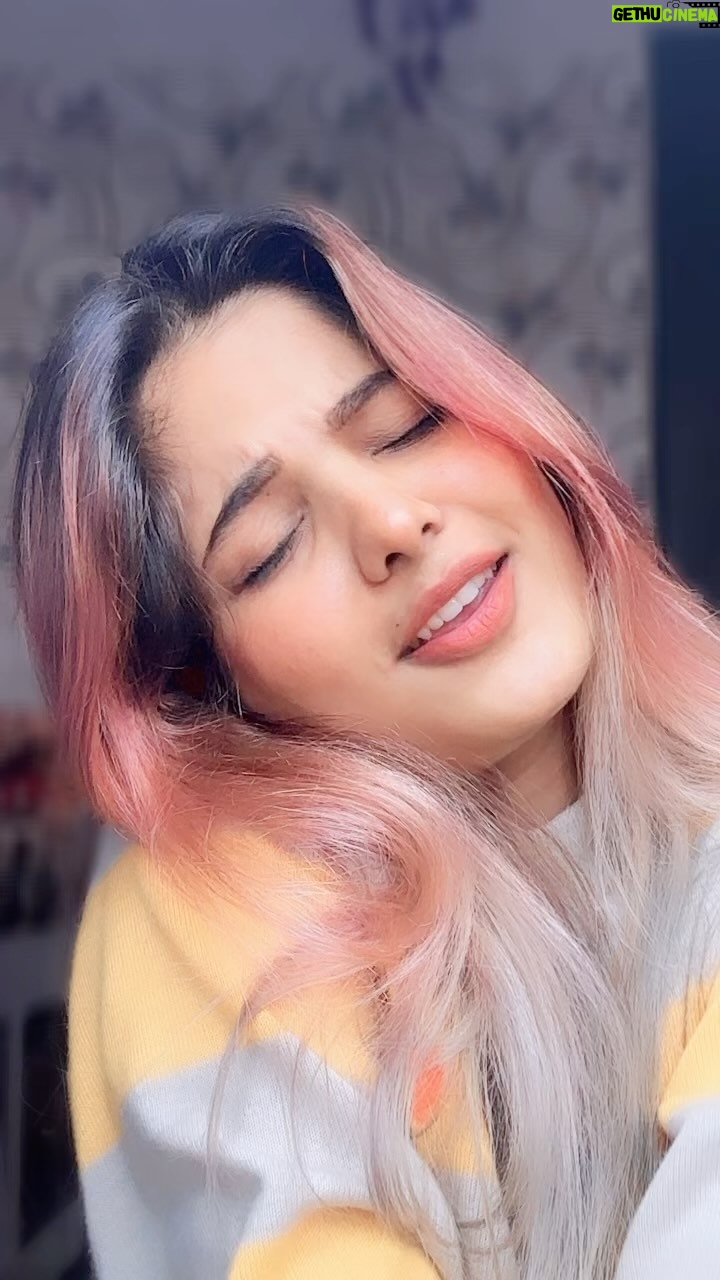 Rashi Khairwar - 211.3K Likes - Opps🫣🤭