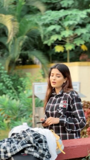 Rashi Khairwar Instagram - Tag ur bestie 🥰🤣