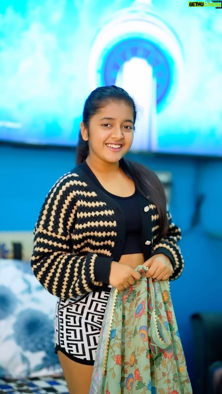 Rashi Shinde - 183.9K Likes - I can do both 🥰

@mohammedirfanali 
@pankajkudhas 

#Aahista #revibe #retroonreels #rashishinde #trendingreels