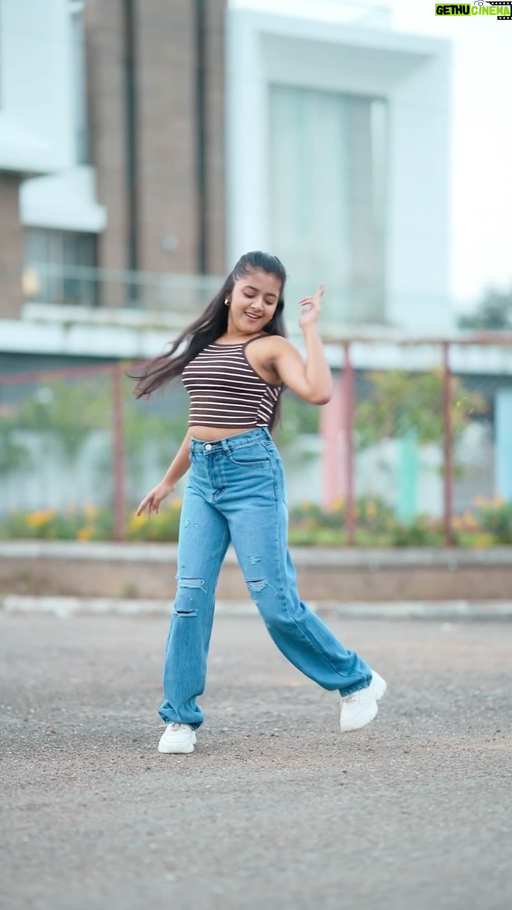 Rashi Shinde - 124.9K Likes - P PAA K🔥

@listen2denny

#ppaak #rashishinde