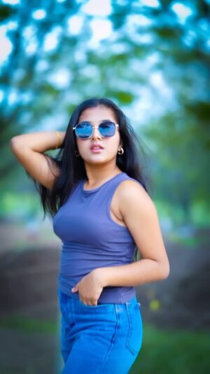 Rashi Shinde Instagram - Trending š„
.
#rashishinde #trendingreels #animal #trending #reels #reelkarofeelkaro