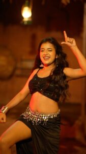 Actress Rashi Shinde HD Photos and Wallpapers February 2025