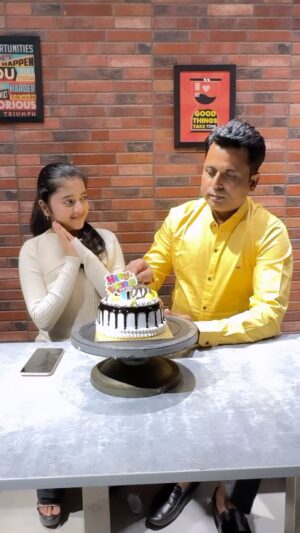 Rashi Shinde Instagram - Happy birthday papa šā¤ļø having you as father is the biggest gift of my life
#rashishinde #papamerijaan #animal #happybirthdaypapa #trending #explore #love #fatherdaughter