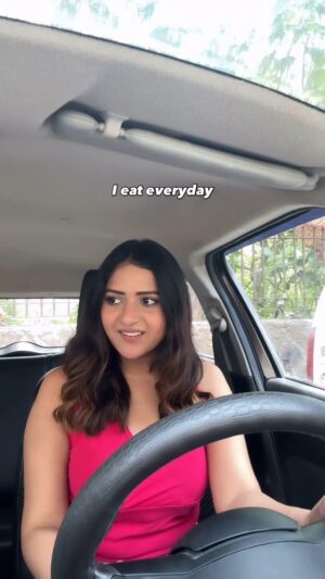 Rashika Dobriyal Instagram - Iām worried about the dad nowš
:
.
.
.
.
.#reelsinstagram #reels #explore #darkhumor #explorepage #reelitfeelit #couple #kid #mom