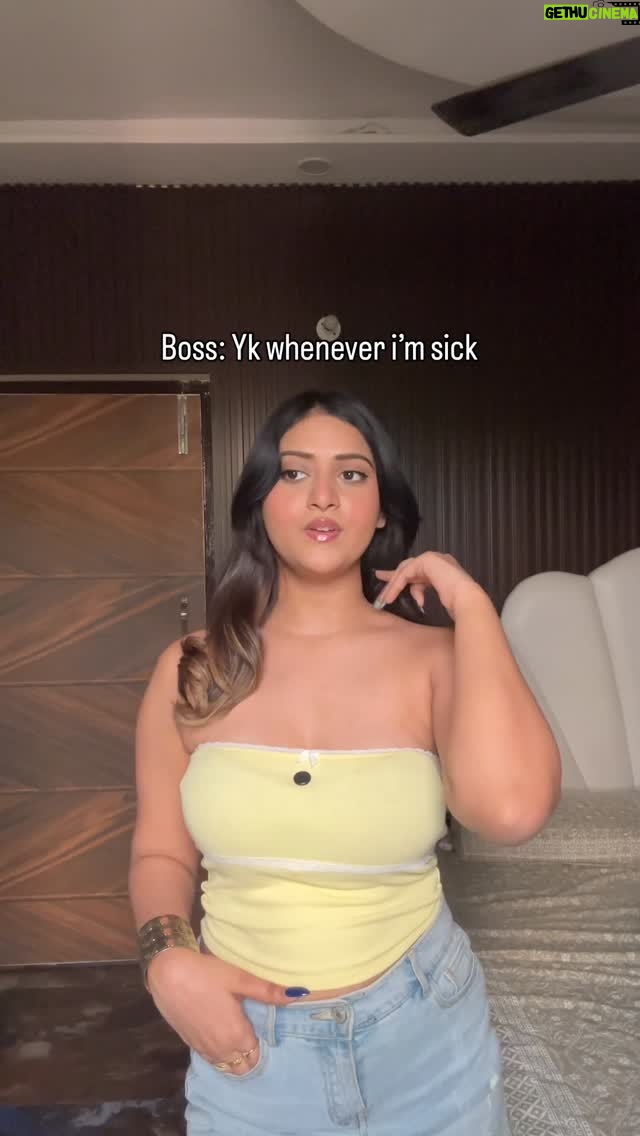 Rashika Dobriyal - 191.2K Likes - Advices you shouldn’t recommend 💀
.
.
.
.
.
#reelsinstagram #reels #explore #darkhumor #explorepage #reelitfeelit #boss #employee