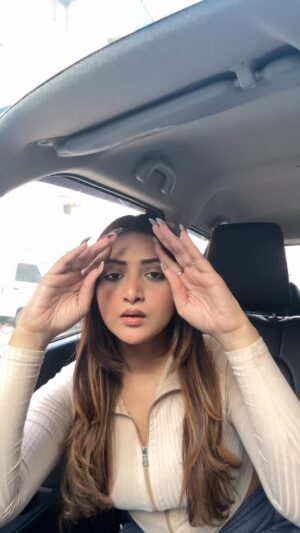 Rashika Dobriyal Instagram - 7 croreš«”
.
.
.
.
.
.
#reels #reelsinstagram #explore #hospital #hospitaljokes #doctor #car