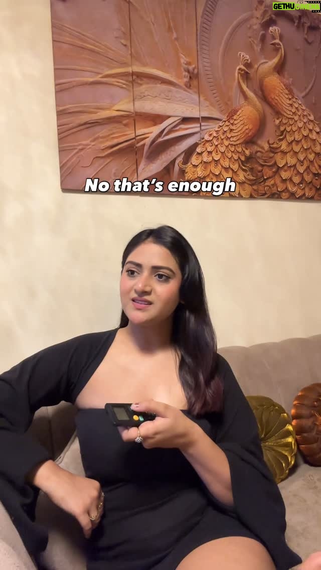 Rashika Dobriyal - 200.1K Likes - Yhi toh chaiye💀
.
.
.
.#reelsinstagram #reels #explore #darkhumor #explorepage #reelitfeelit #couple