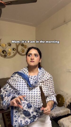 Rashika Dobriyal Instagram - Mummy yrrrš„²
.
.
.
.
.
#reelsinstagram #reels #explore #explorepage #reelitfeelit #mom #daughter #drunk