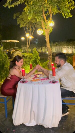 Rashika Sachdeva Instagram - ♥️♥️ @rashika_sachdeva @tarankapooor
@supernovamuzic
@rummanshahrukh
@crossmediaproduction
#tere_Dil_main
#tarankapooor
#SupernovaMuzic
#rumman #romnticsong
#drsinger