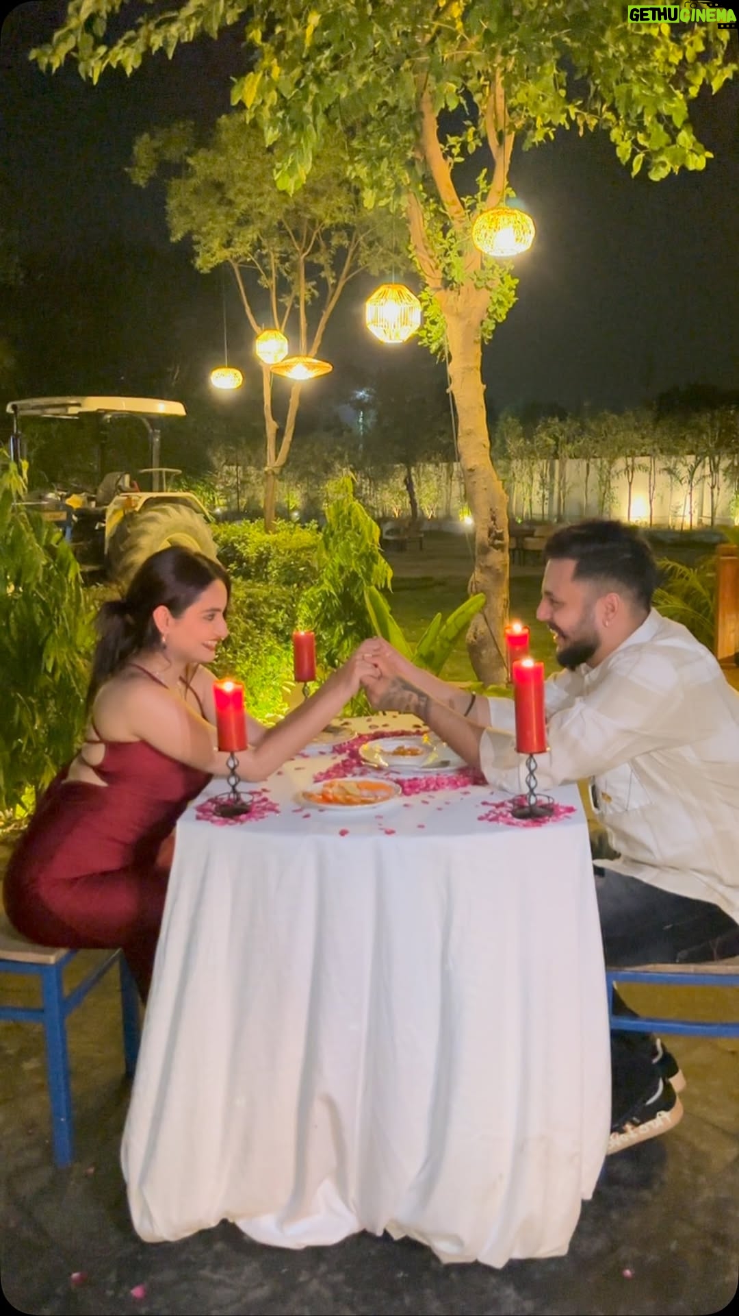 Rashika Sachdeva - 8.6K Likes - ♥️♥️ @rashika_sachdeva @tarankapooor 
@supernovamuzic
@rummanshahrukh
@crossmediaproduction
#tere_Dil_main 
#tarankapooor
#SupernovaMuzic
#rumman #romnticsong 
#drsinger