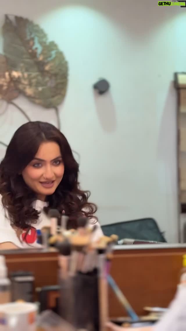Rashika Sachdeva - 31.2K Likes - 10-12 🔥🔫 @rashika_sachdeva