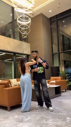 Rashika Sachdeva Instagram - Temper Short 🔥🔫 @rashika_sachdeva @garv_vasudeva_
.
.
.
.
.
#trending #punjabi #reelitfeelit #viral #punjabisong #song #newsong #couplelove❤️