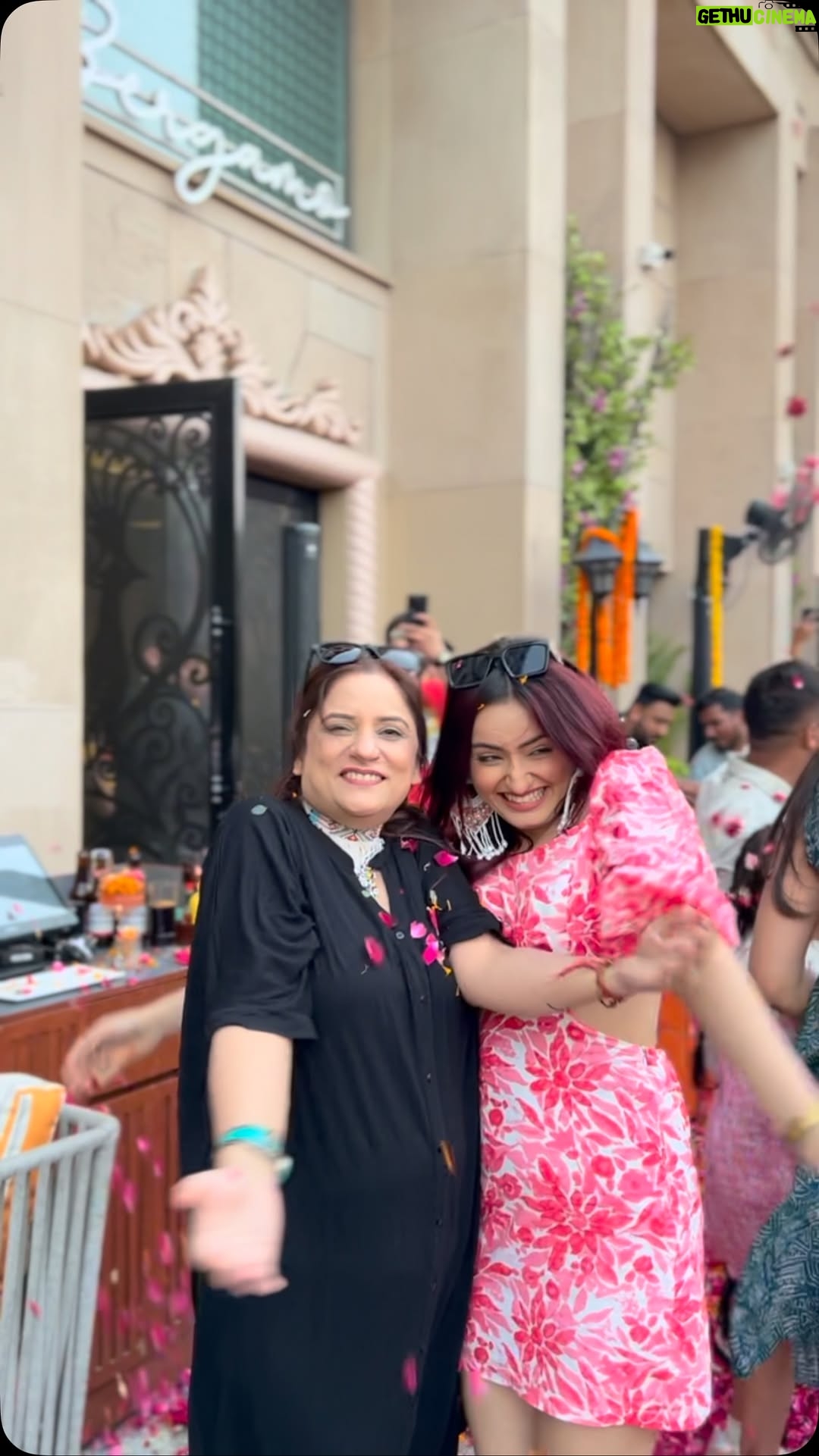 Rashika Sachdeva - 10K Likes - ♥️♥️ @rashika_sachdeva @teena_sachdeva_