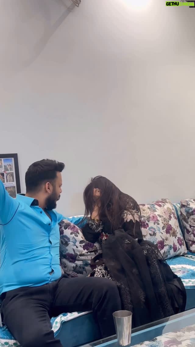 Rashika Sachdeva - 16.6K Likes - 😭😭