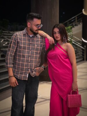 Rashika Sachdeva Instagram - For a Reasonā„ļøš @garv_vasudeva_ @rashika_sachdeva
@karanaujla @karanaujlaglobal
#explore #couple #karanaujla_official #É“į“į“”į“į“sį“ #couplephotoshoot #love #trendingnow