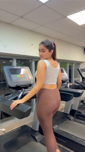 Rashika Sachdeva Instagram - @gulab_khehra
@g__for_gagan
@_jashan_buttar
@kuljinderbir_khehra